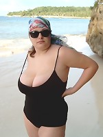 big blonde with big boobs